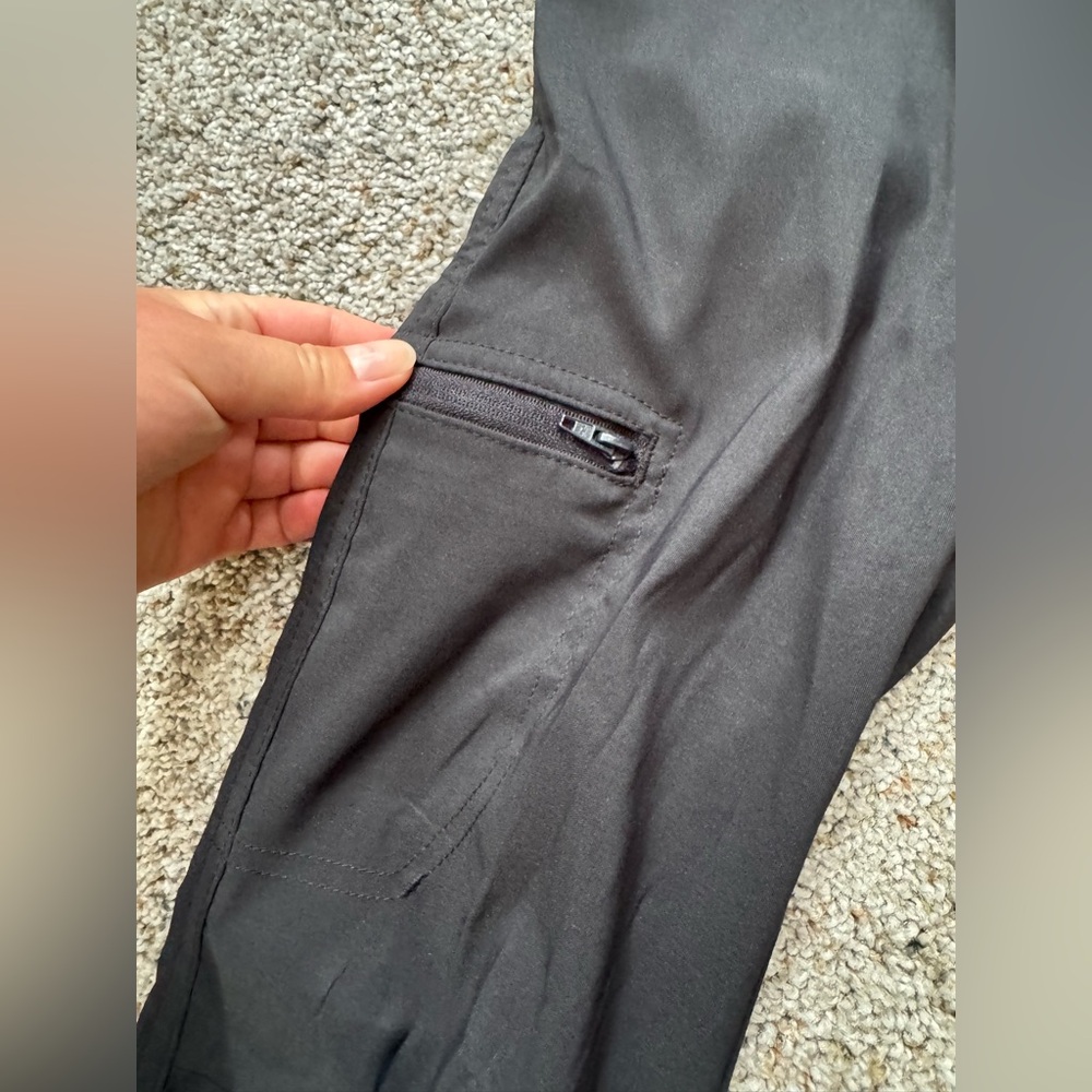 Boys Wrangler black Cargo Pants - Picture 4 of 7